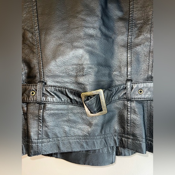 Black Leather Womens Vest Live a Little L 100% leather Zip - Picture 12 of 12